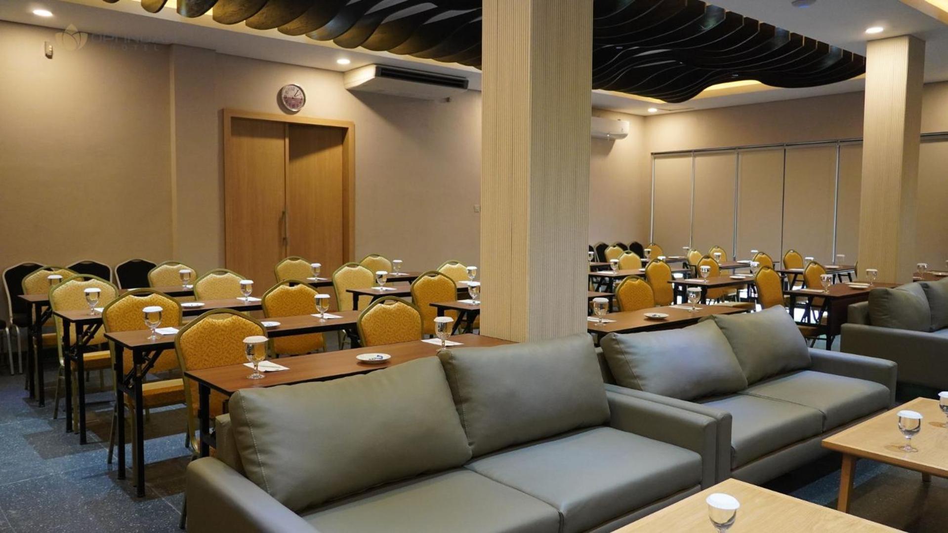 Opi Indah Hotel Palembang Exteriér fotografie
